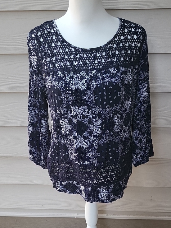 Solitaire Tops - Solitaire Navy & White Printed Crochet Yoke Long Sleeve Top Women's Medium